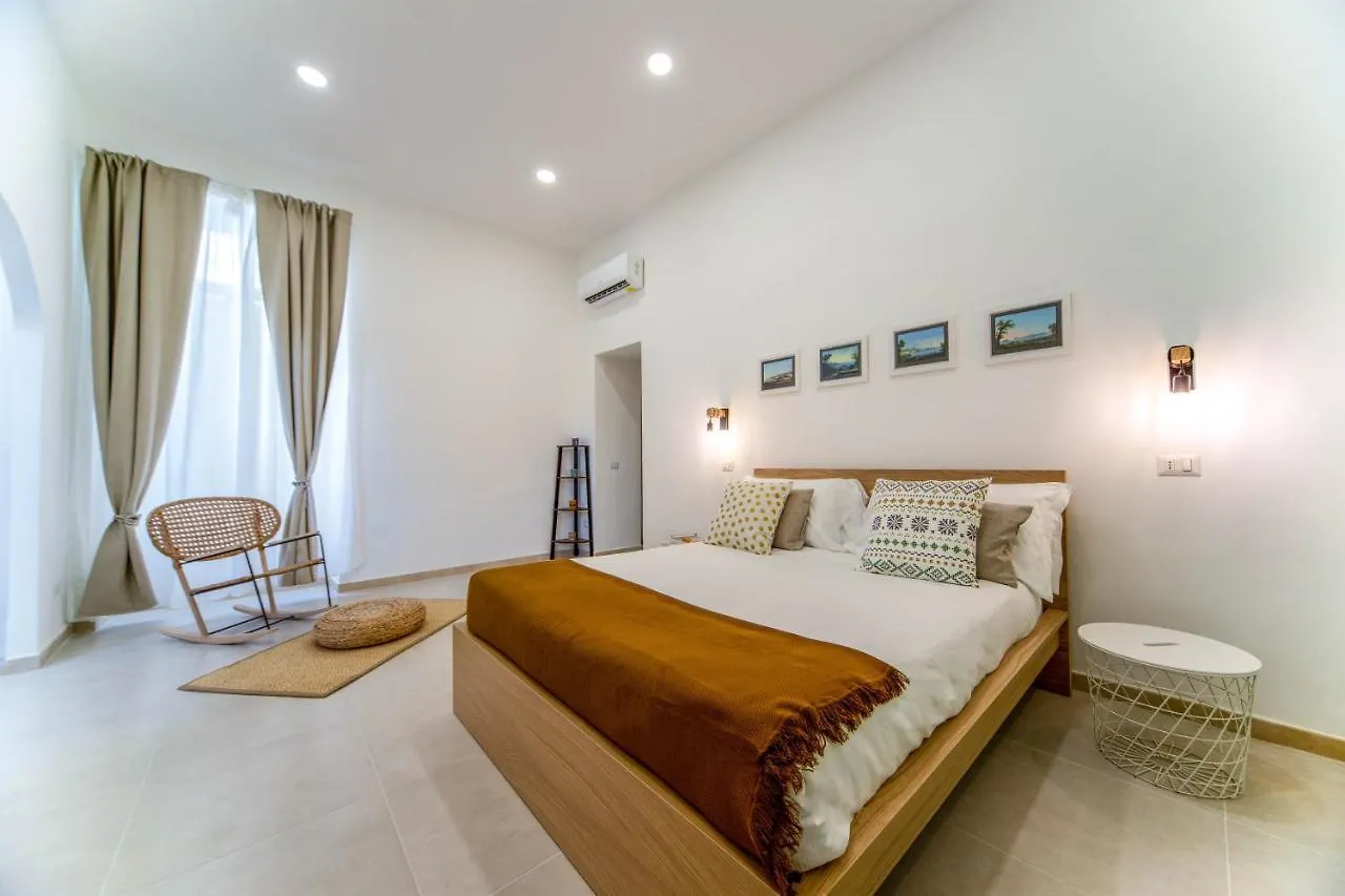 La Cupoletta Apartment Naples Centre 0*,  意大利